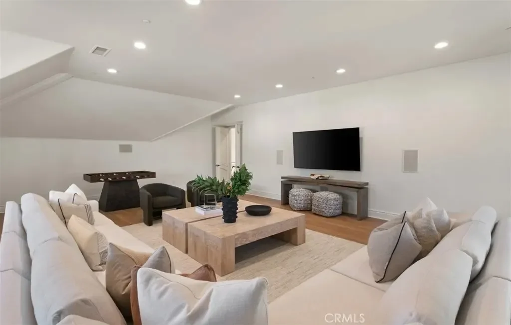 15 Cypress Point Lane, Newport Beach, California, United States. - Photo 25