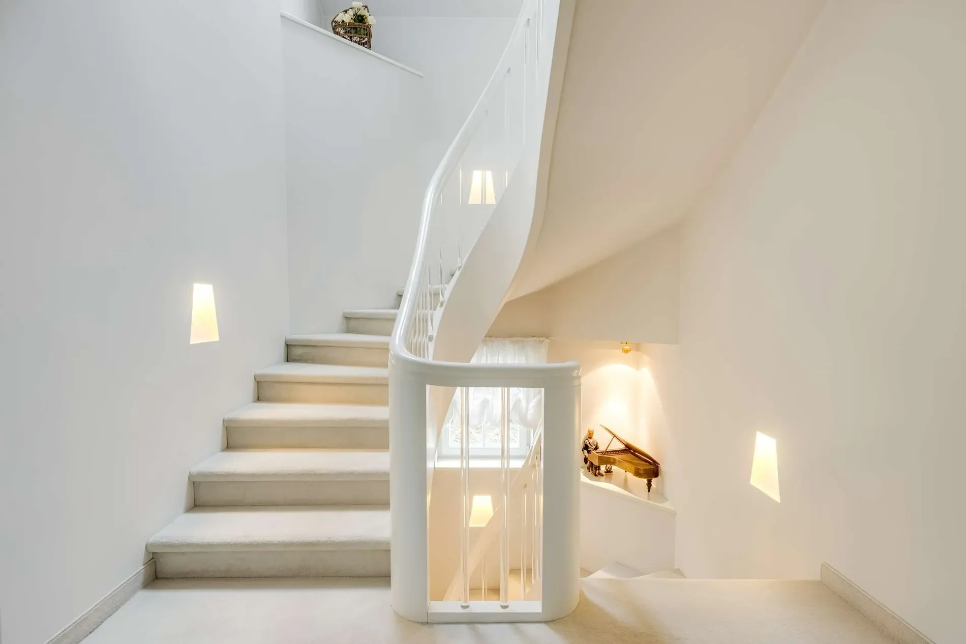 Gallery photo 9