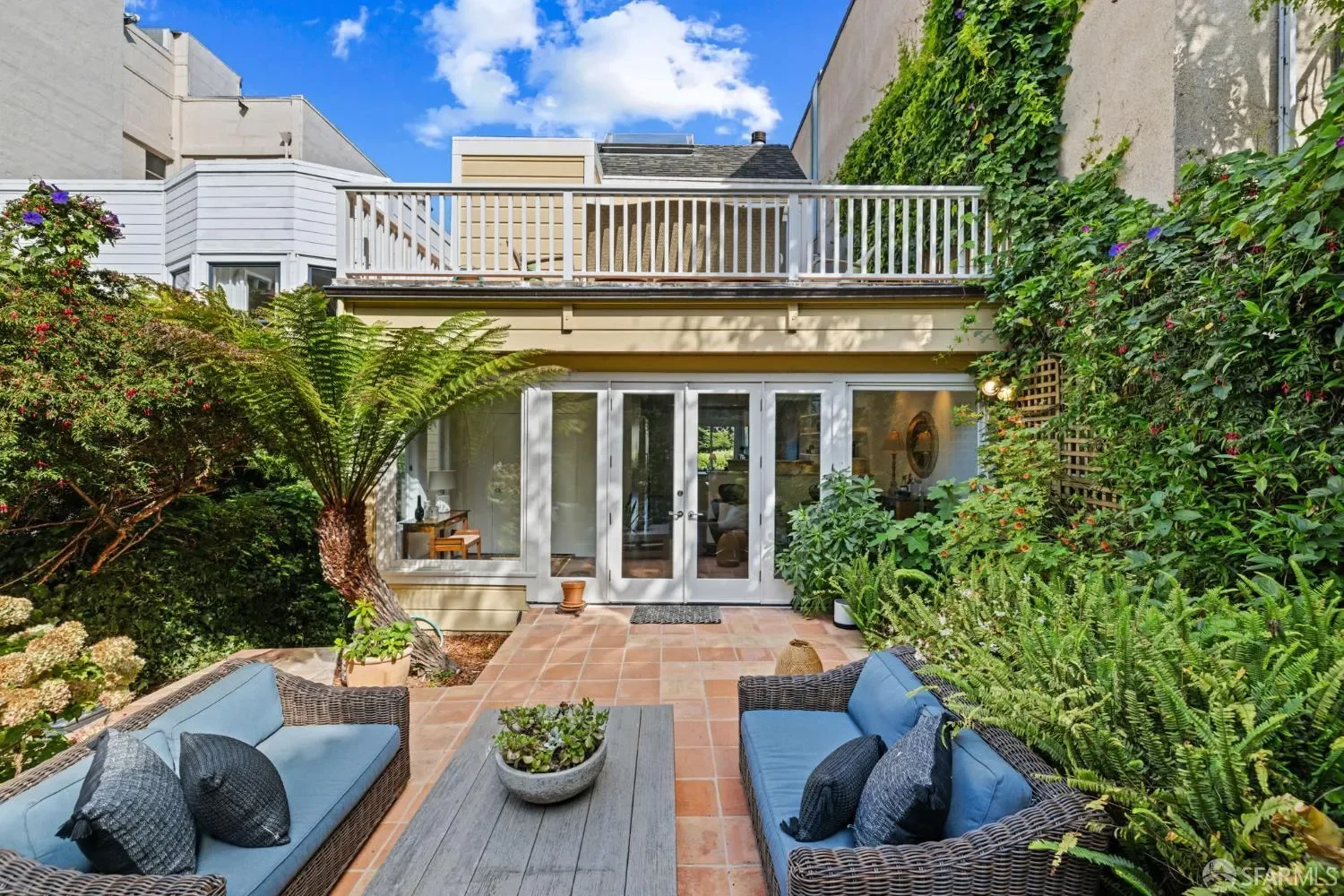 2341 Leavenworth Street, San Francisco, California, United States. - Photo 16