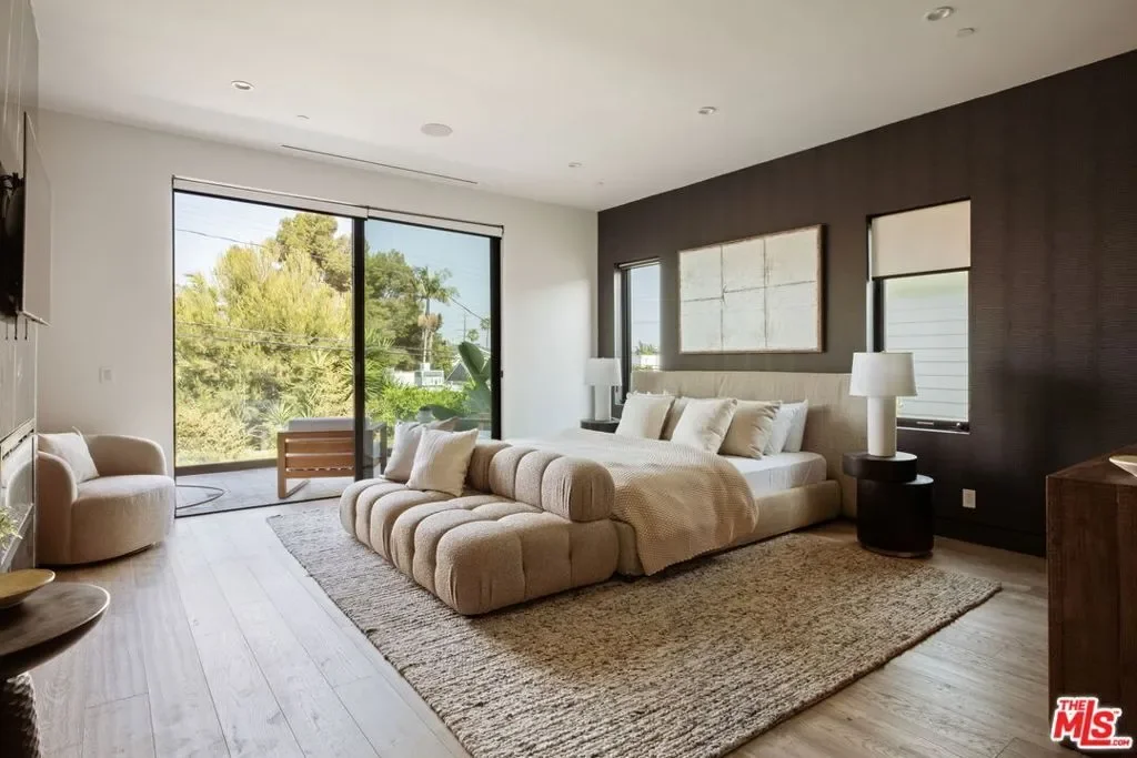 816 N Stanley Avenue, Los Angeles, California, United States. - Photo 17