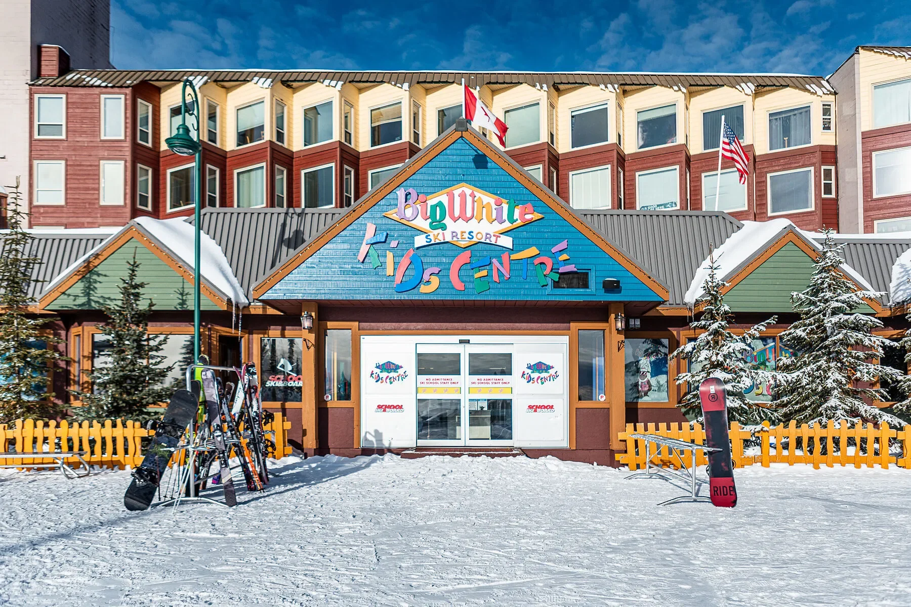 Exterior photo 4
