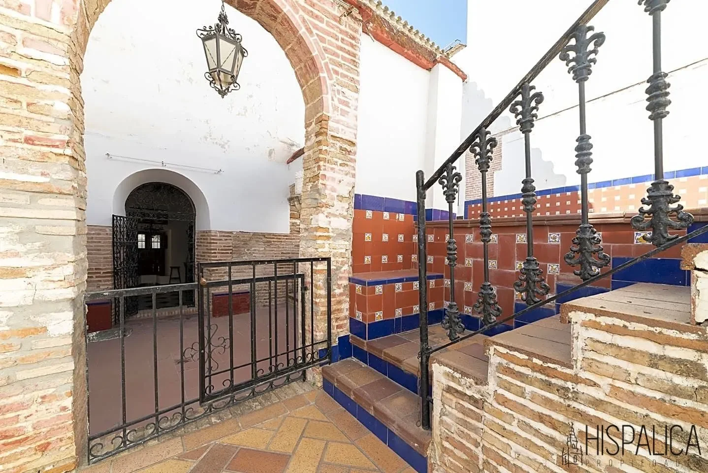 Exterior photo 11