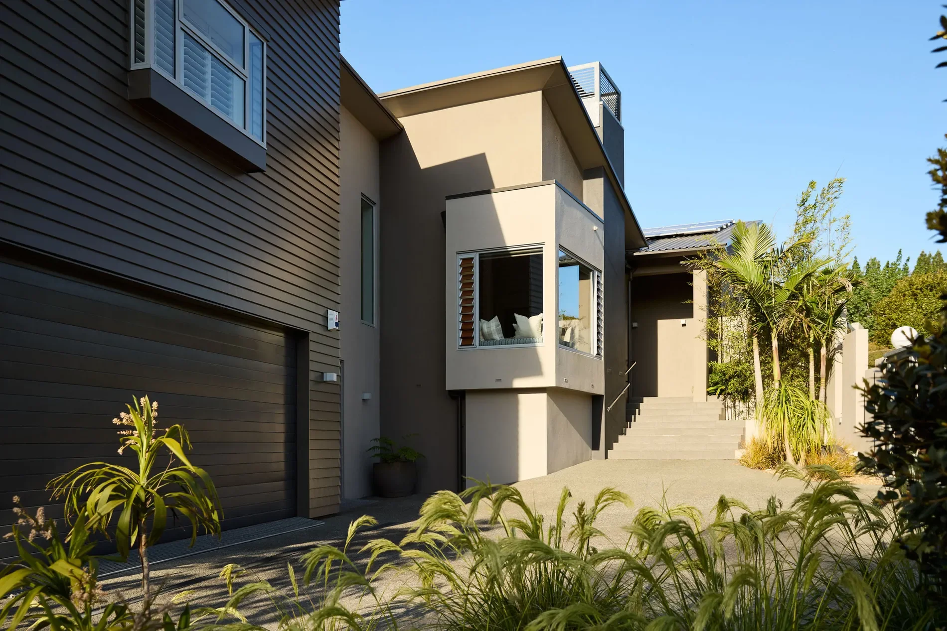 Exterior photo 9