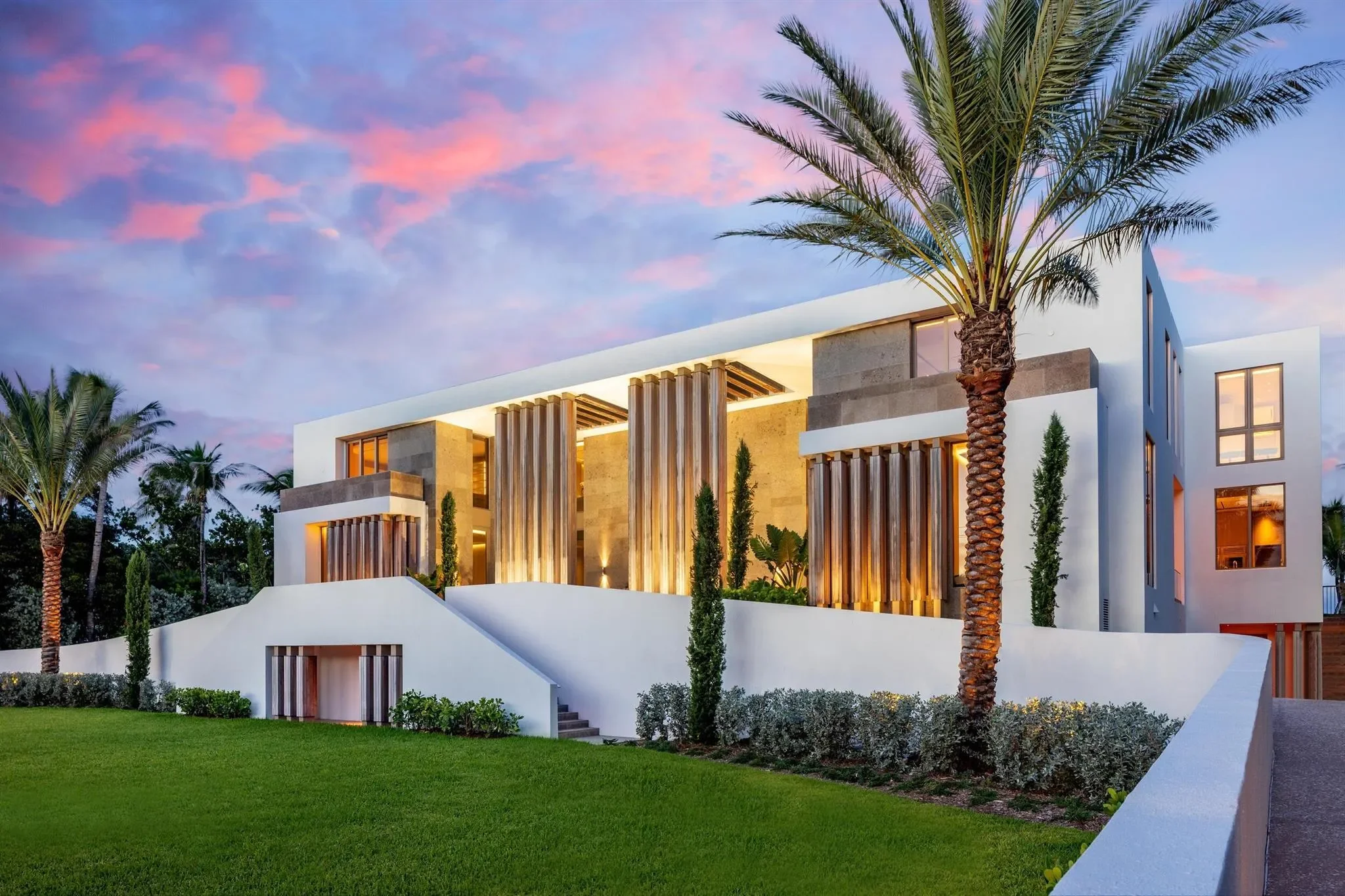 1460 S Ocean Boulevard, Lantana, Florida, United States. - Photo 2