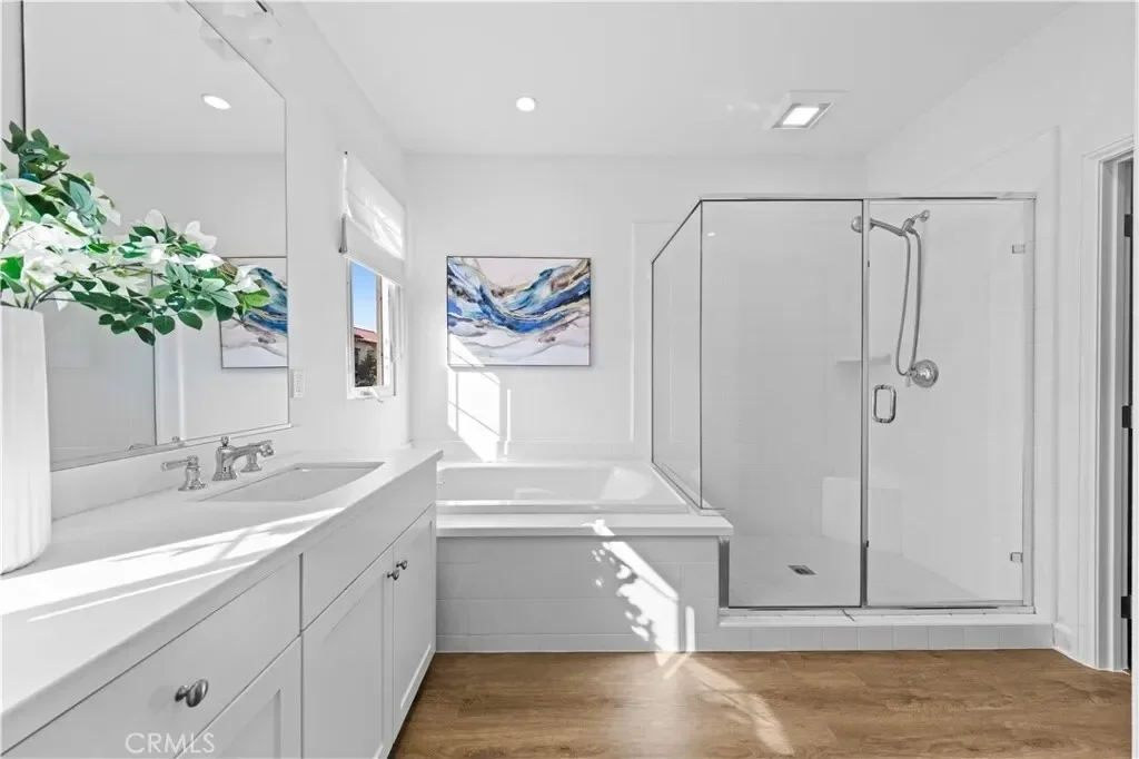 51 Painted Sky, Irvine, California, United States. - Photo 41