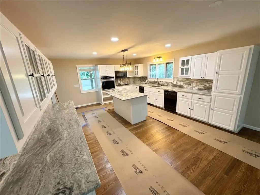 1803 Chatuge Hills Road, Hiawassee, Georgia, United States. - Photo 13
