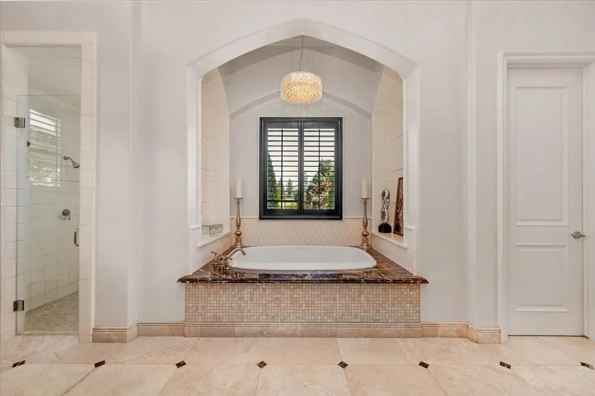 11350 Glencastle Way N, Fresno, CA 93730, Fresno, California, United States. - Photo 46