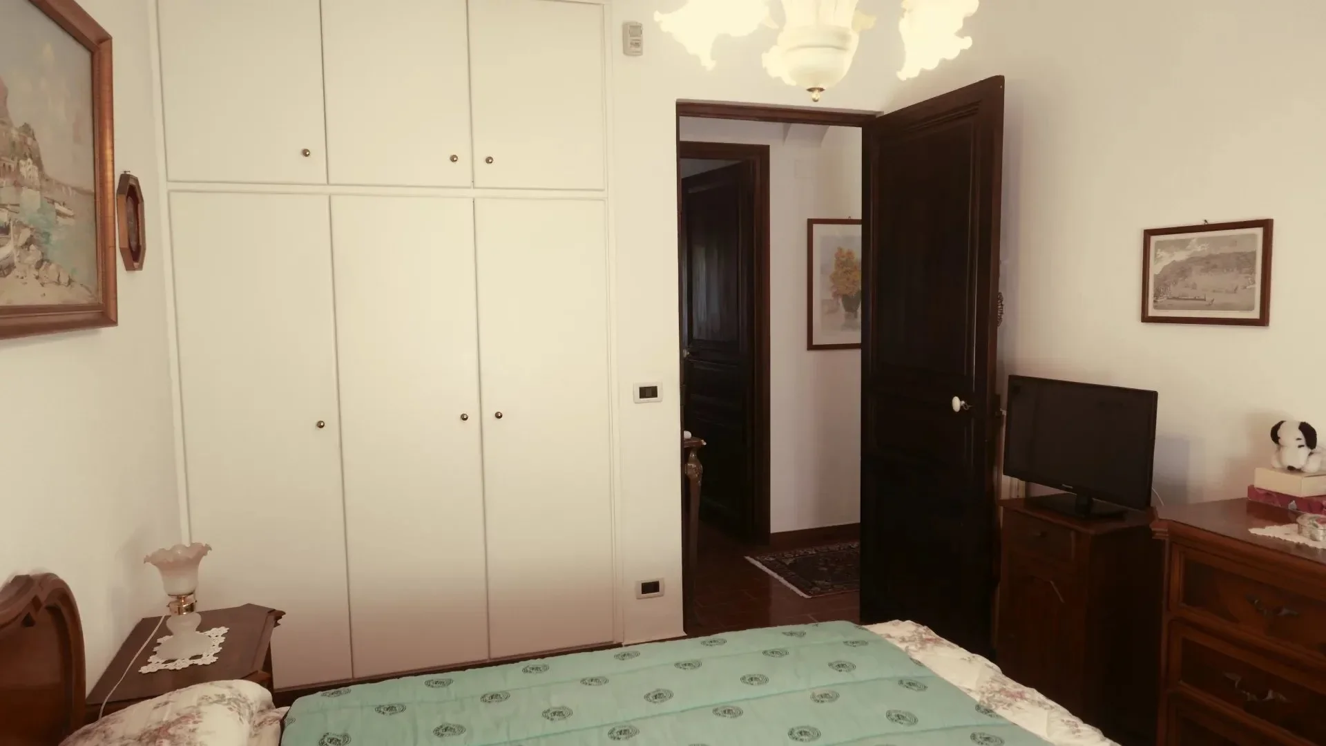 Gallery photo 12
