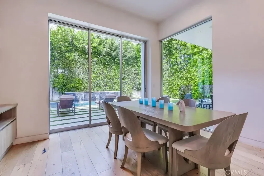 737 N Cherokee Avenue, Los Angeles, California, United States. - Photo 10