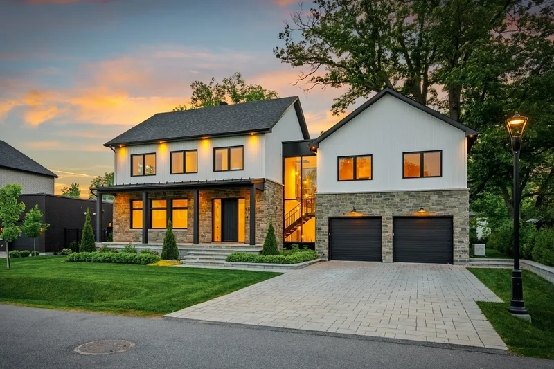 Contemporary Luxury Home in Prestigious Gated Community