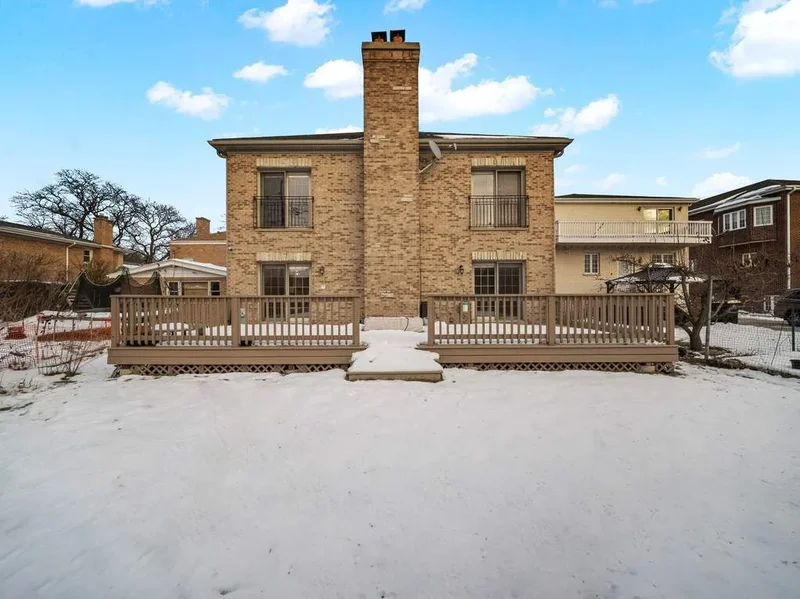 6732 N. East Prairie Road, Lincolnwood, IL, 60712, USA, Lincolnwood, Illinois, United States. - Photo 53