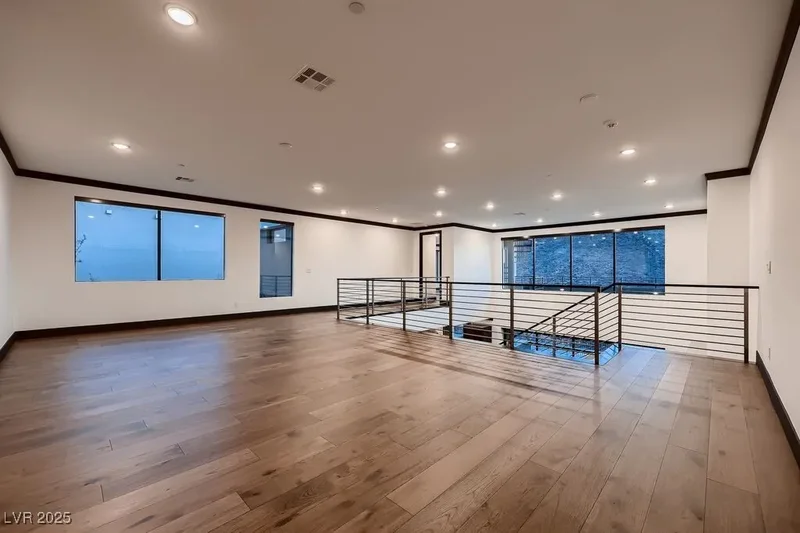 917 Vegas View Drive, Henderson, Nevada, United States. - Photo 36