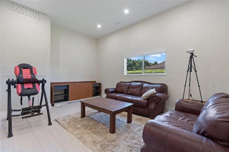 11811 SW 82 Rd, Coral Gables, Florida, United States. - Photo 27