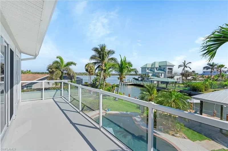 490 Randy LN, Fort Myers Beach, Florida, United States. - Photo 17