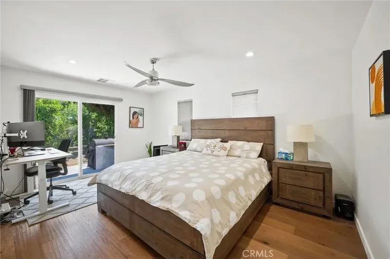 17642 Calvert Street, Los Angeles, California, United States. - Photo 15