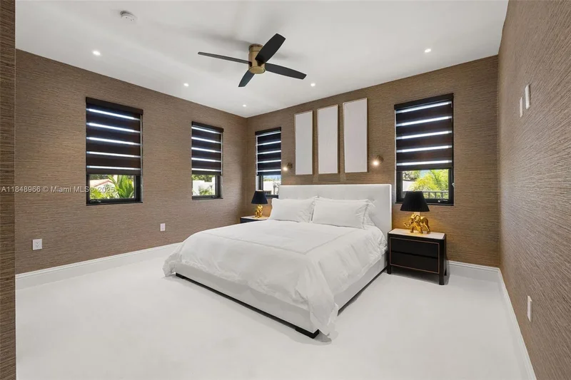 2321 N Bay Rd, Miami Beach, Florida, United States. - Photo 52