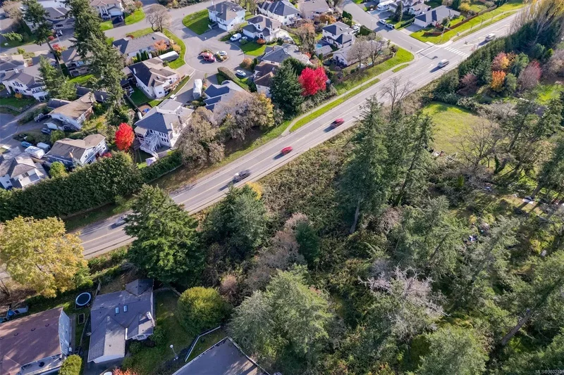 0 Helmcken Rd, Saanich, British Columbia, Canada. - Photo 26
