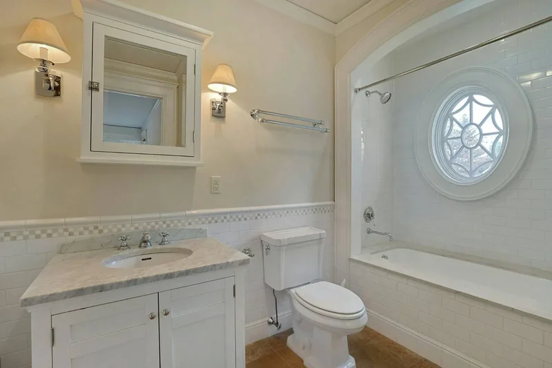 5000 Grosvenor Avenue, New York, New York, United States. - Photo 14