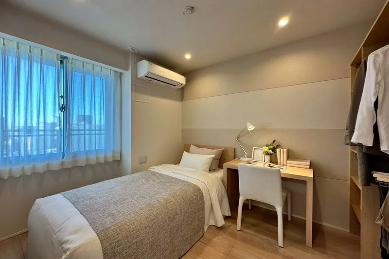 Minato-ku, 13 105-0023, Minato City, Tokyo, Japan. - Photo 12