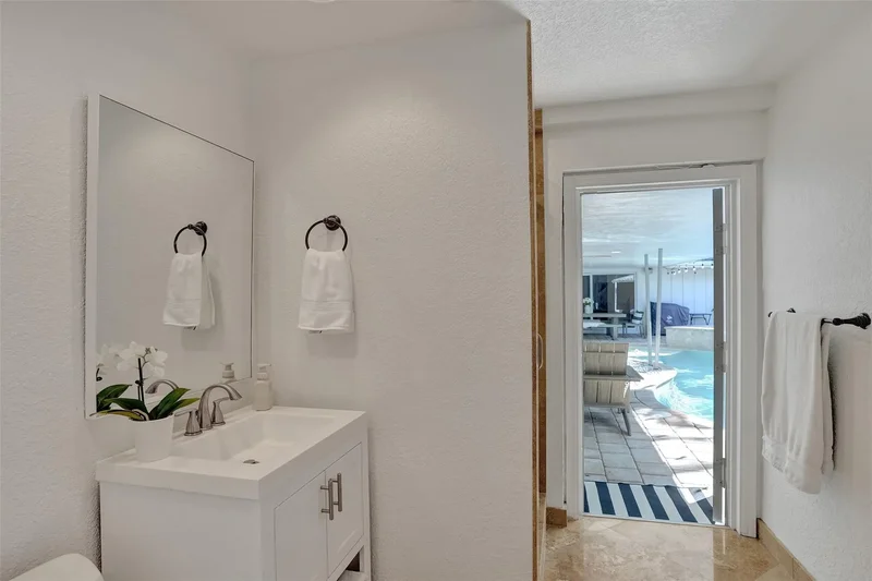 2740 NE 29th St, Fort Lauderdale, Florida, United States. - Photo 35