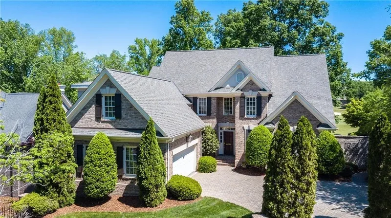 Single Family Residence in Greensboro