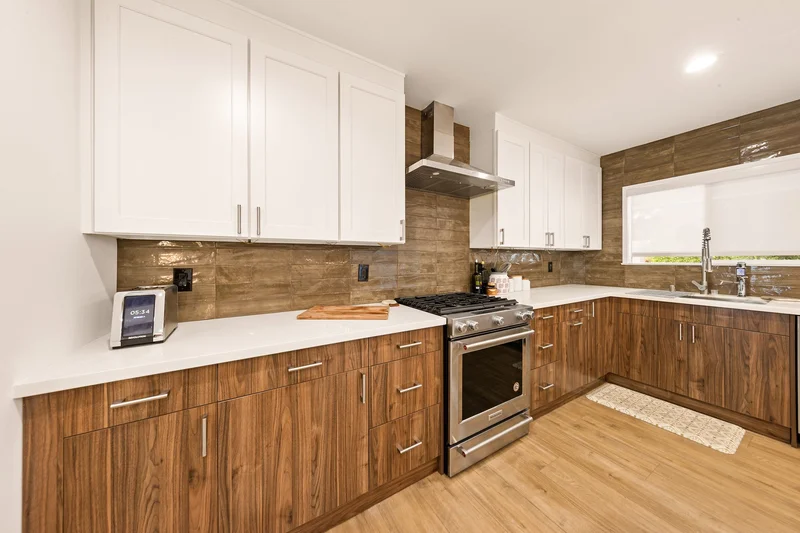 24221 Aetna St, Woodland Hills, CA 91367, Los Angeles, California, United States. - Photo 16