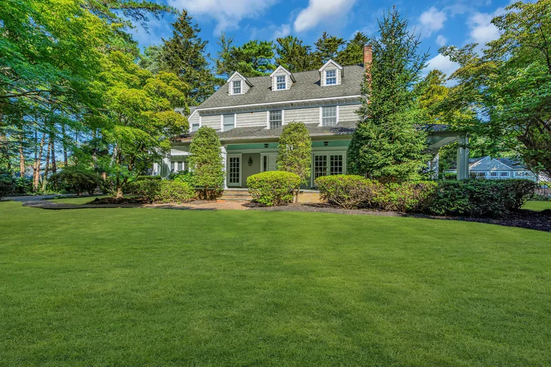 Iconic Shore Colonial
