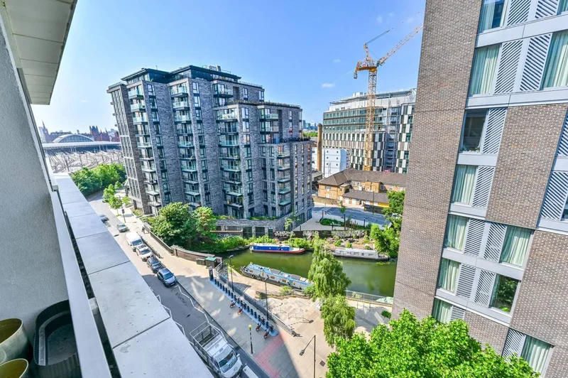 Flat 4, Central London, London, England, United Kingdom. - Photo 13