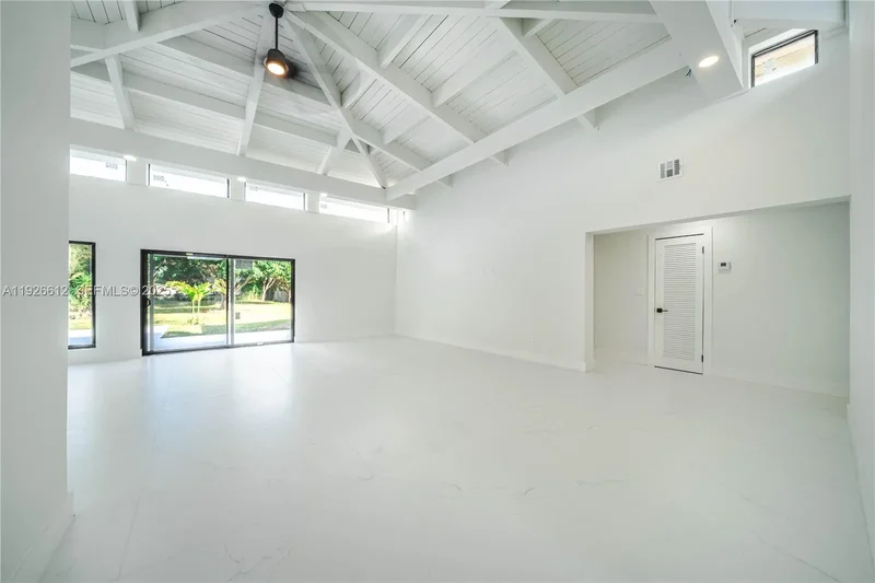 18101 NW 19th Ave, Miami Gardens, Florida, United States. - Photo 19
