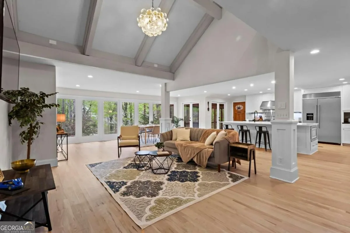Gallery photo 2