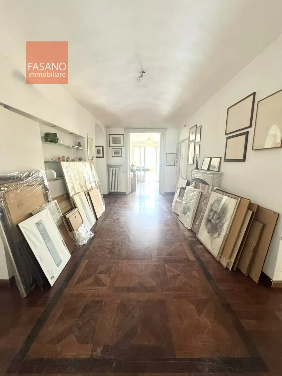 Gallery photo 12