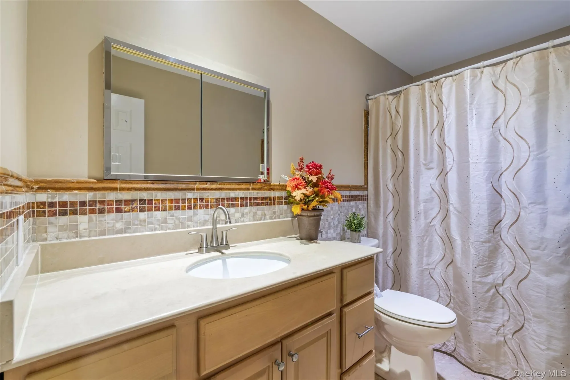 258 Half Hollow Road, Dix Hills, NY 11746, Huntington Station, New York, United States. - Photo 3