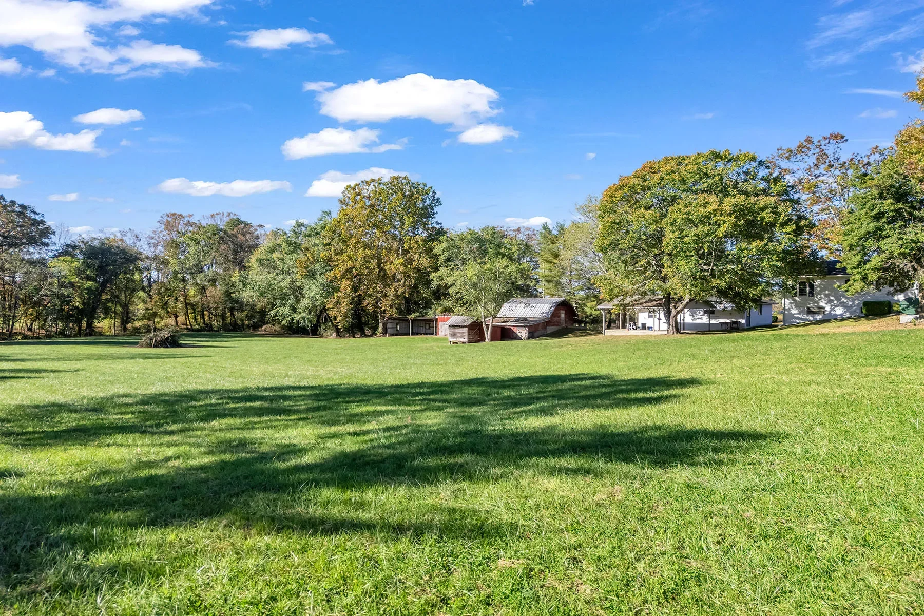 628 New Hope Road, Flat Rock, NC 28731, Flat Rock, North Carolina, United States. - Photo 7