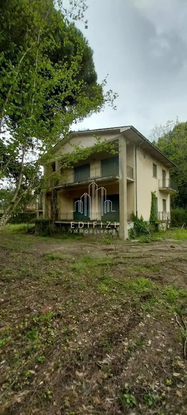 Exterior photo 9