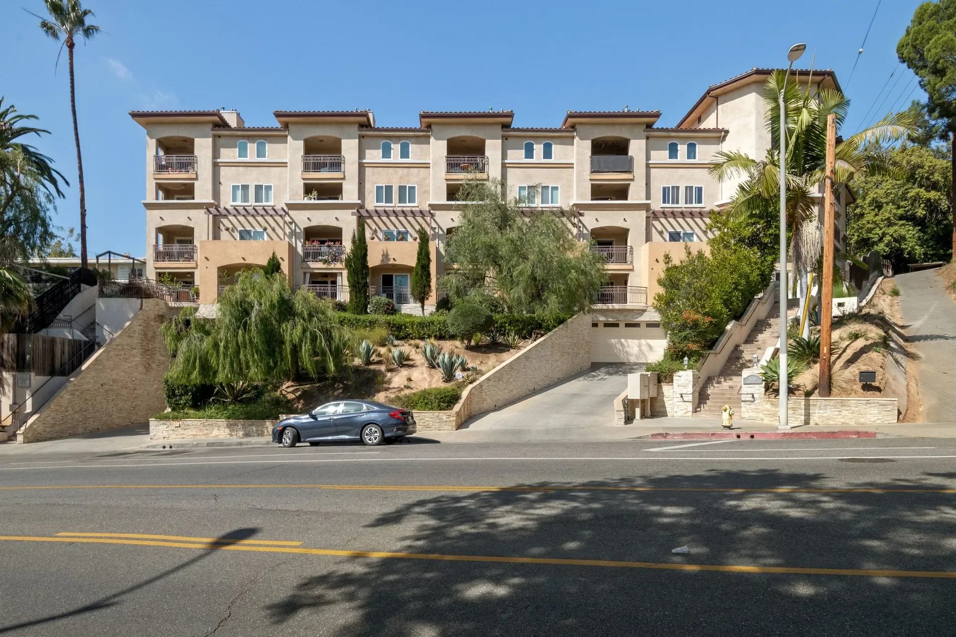 6221 Monterey Road #304 , Los Angeles, CA 90042, Los Angeles, California, United States. - Photo 6