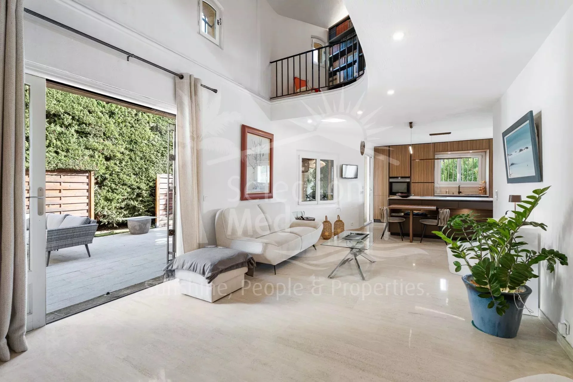 Gallery photo 6