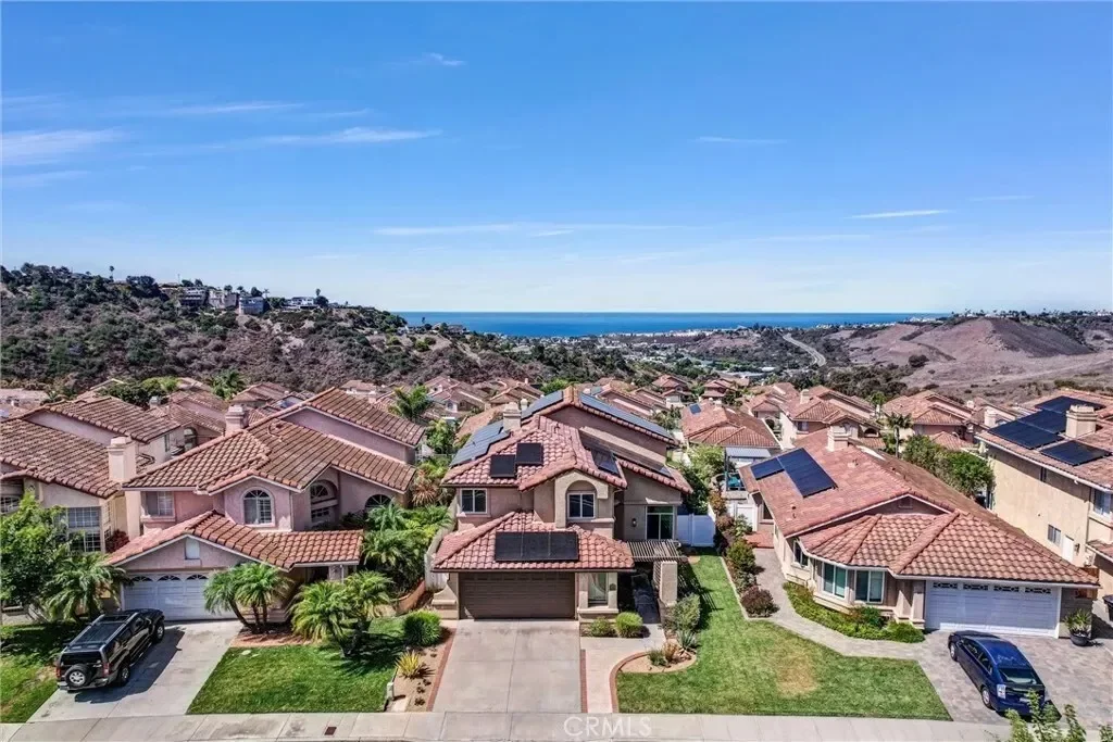 27 Burriana, San Clemente, California, United States. - Photo 51