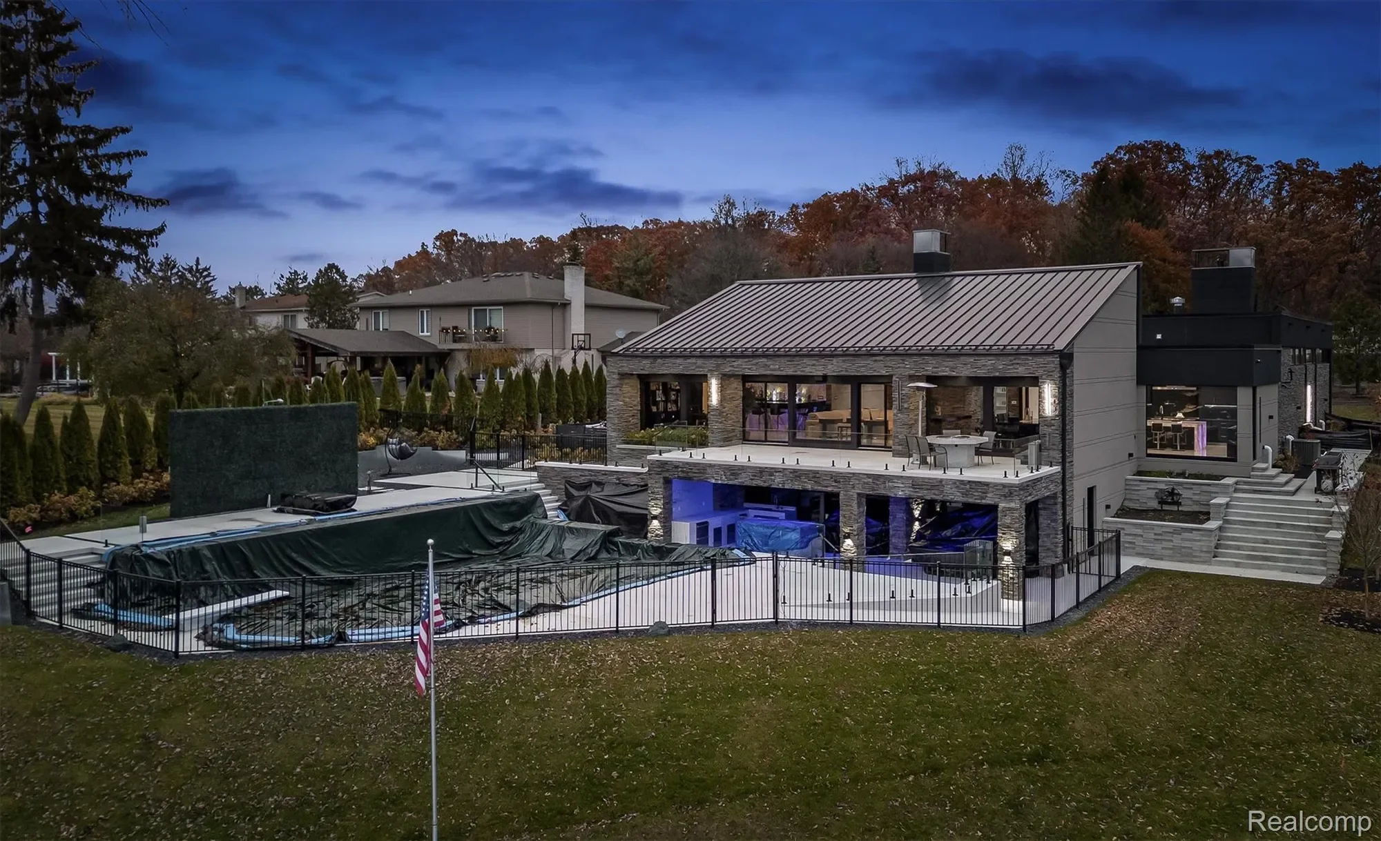 5116 W Bloomfield Lake Road, West Bloomfield Charter Township, MI 48323, Orchard Lake Village, Michigan, United States. - Photo 47