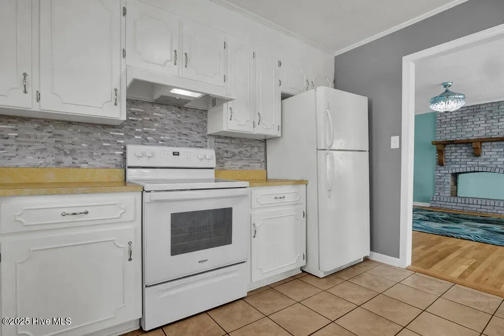1207 N Topsail Drive, Surf City, North Carolina, United States. - Photo 31