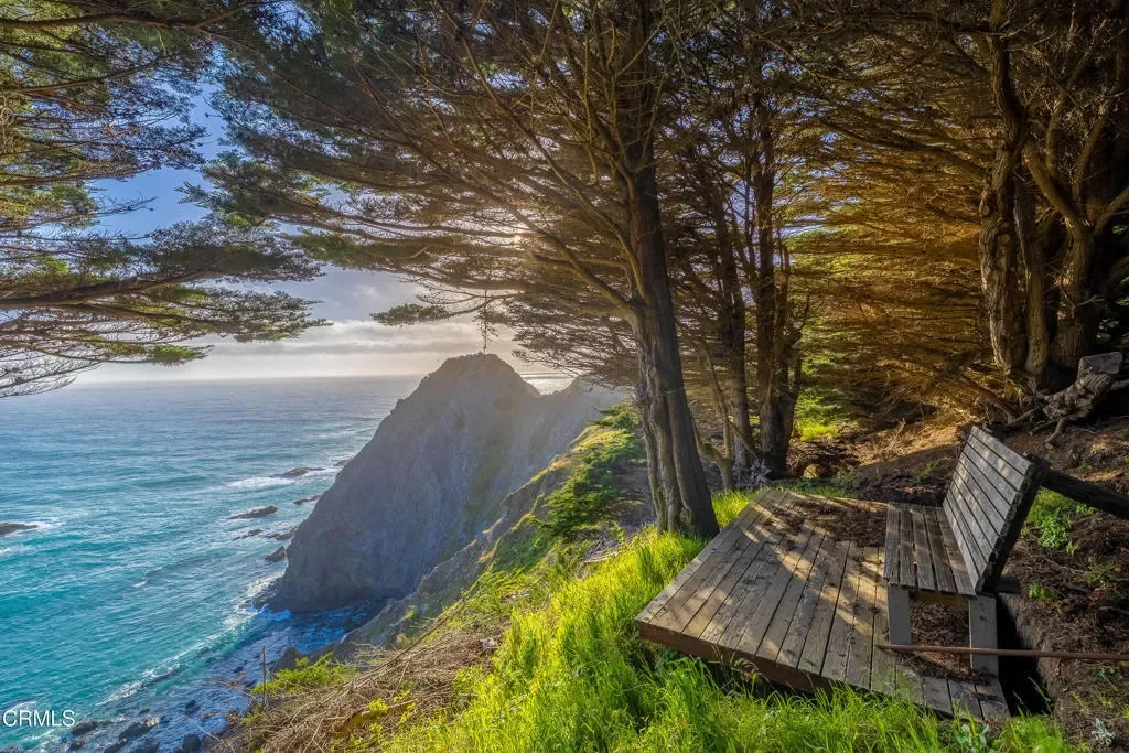 1990 S Highway 1, Albion, California, United States. - Photo 25