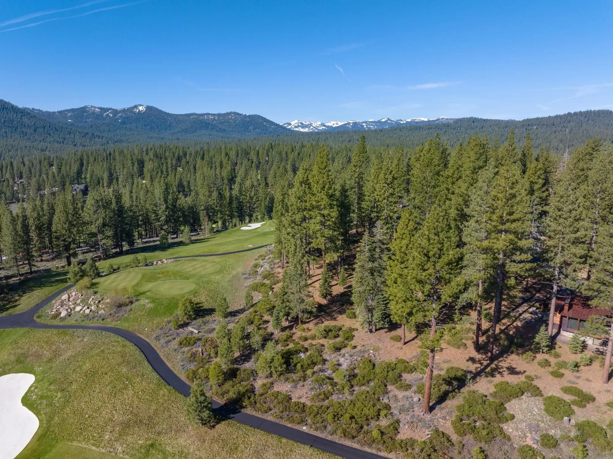 408 James McIver, Truckee, California, United States. - Photo 6