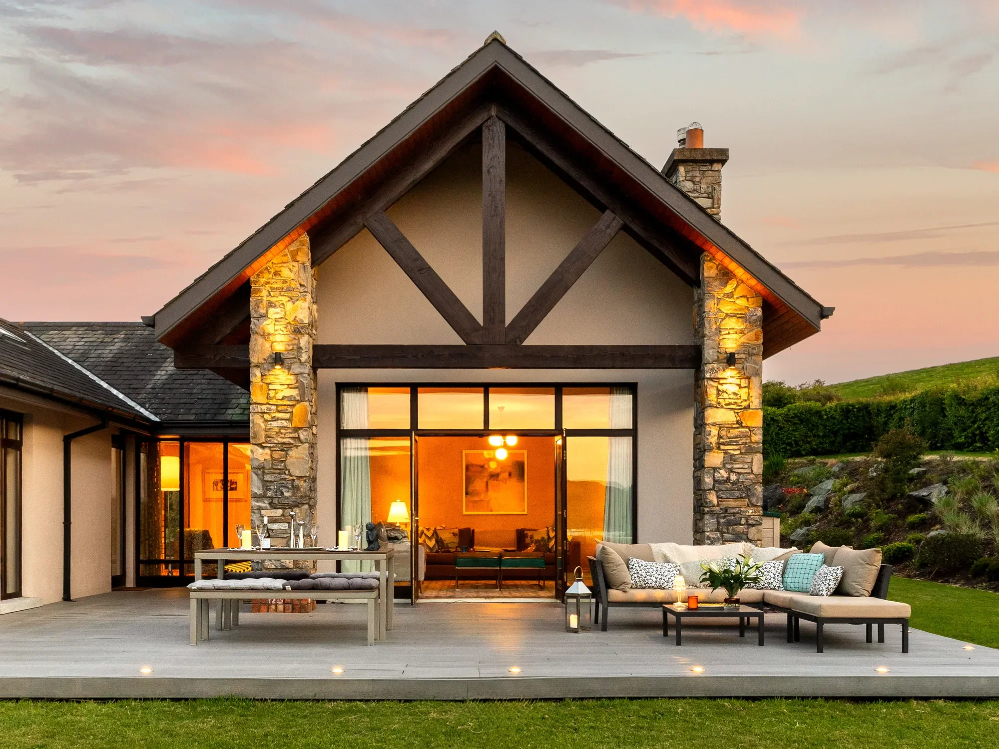 Exterior photo 7