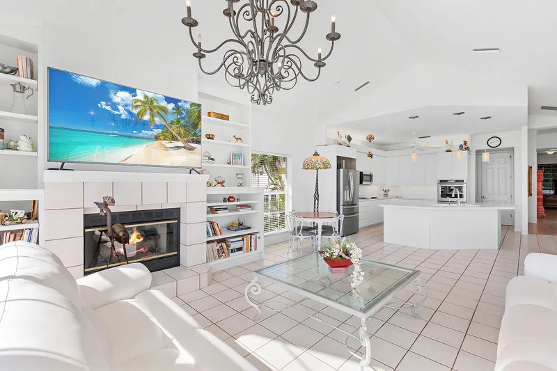 508 Siesta Drive, Sarasota, FL 34242, Siesta Key, Florida, United States. - Photo 50