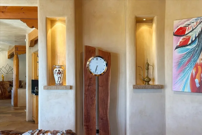 2160 Paseo Iglesias, Santa Fe, NM 87501, Santa Fe, New Mexico, United States. - Photo 34