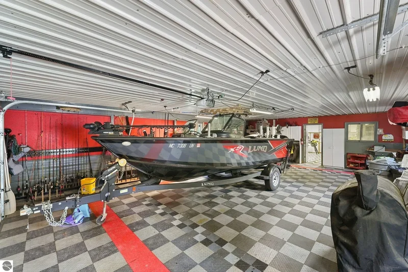 5161 Silver Pines Road, Traverse City, MI, 49685, USA, Traverse City, Michigan, United States. - Photo 68