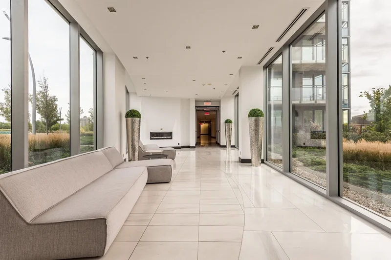 100 Rue André-Prévost 1604, Montréal, Quebec, Canada. - Photo 47