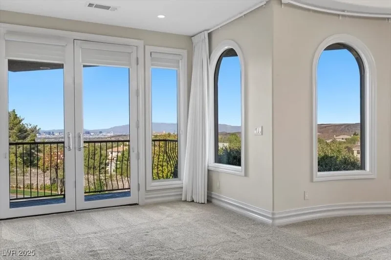 17 Mountain Cove Court, Henderson, Nevada, United States. - Photo 30