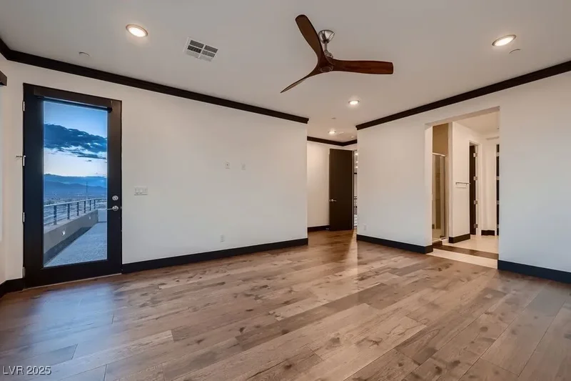 917 Vegas View Drive, Henderson, Nevada, United States. - Photo 29