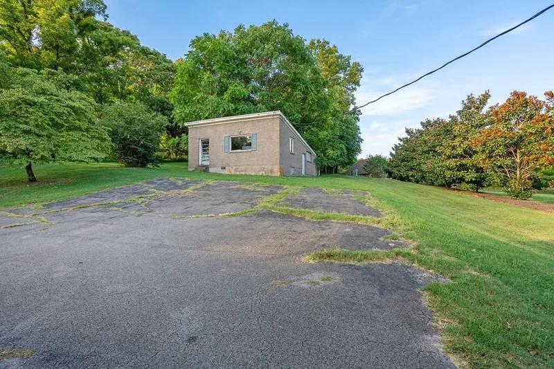 4115 Murfreesboro Rd, Franklin, Tennessee, United States. - Photo 9