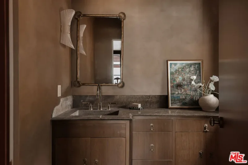 1641 N Ogden Drive, Los Angeles, California, United States. - Photo 10